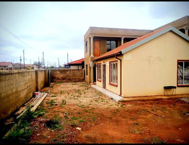 2 BEDROOM PROPERTY TO RENT IN PROTEA GLEN